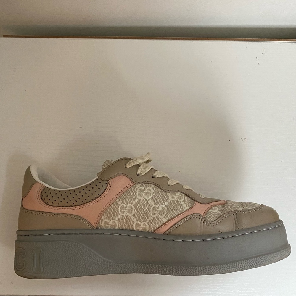 Gucci Low Top Platform Sneakers - Picture 3 of 7